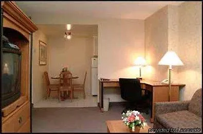 L'Appartement Hôtel Montréal 3*,  Canadá